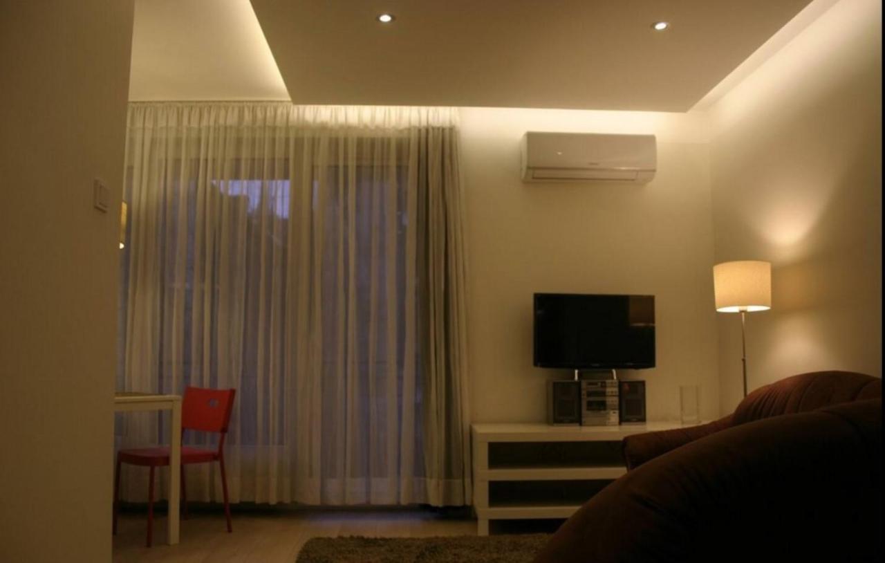 Orangehomes One Bedroom Modern In The Center Appartamento